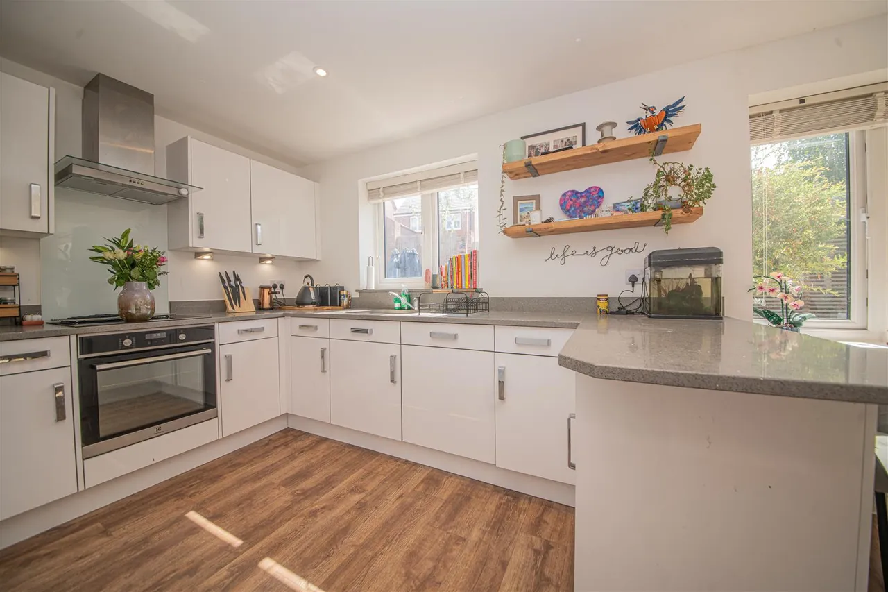 Holloway Mews, Fair Oak, Eastleigh, SO50 7HW, photo 6