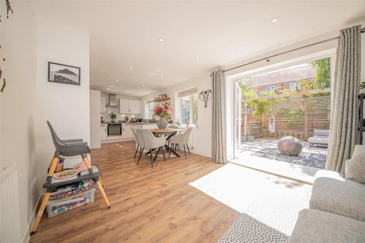 Holloway Mews, Fair Oak, Eastleigh, SO50 7HW, photo 4