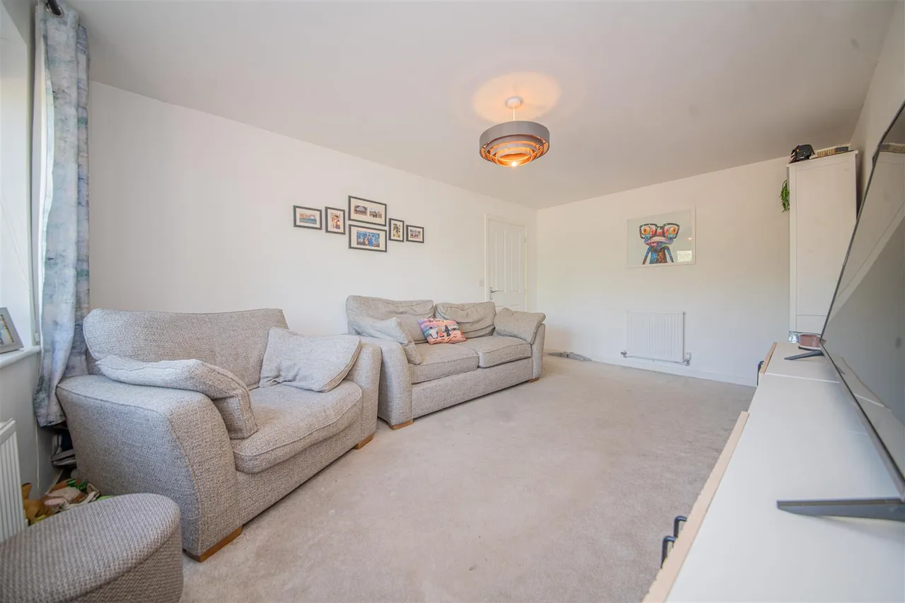 Holloway Mews, Fair Oak, Eastleigh, SO50 7HW, photo 2