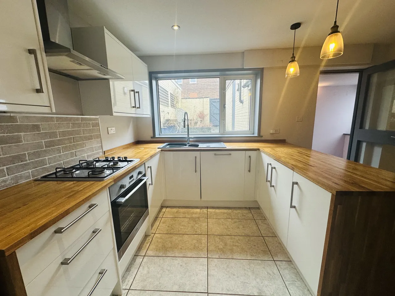 Mayfair Gardens, Stoke-on-Trent, ST6, photo 2