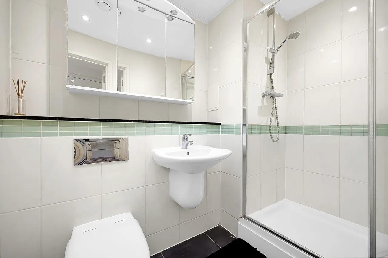 Cable Street, Shadwell, E1, photo 26