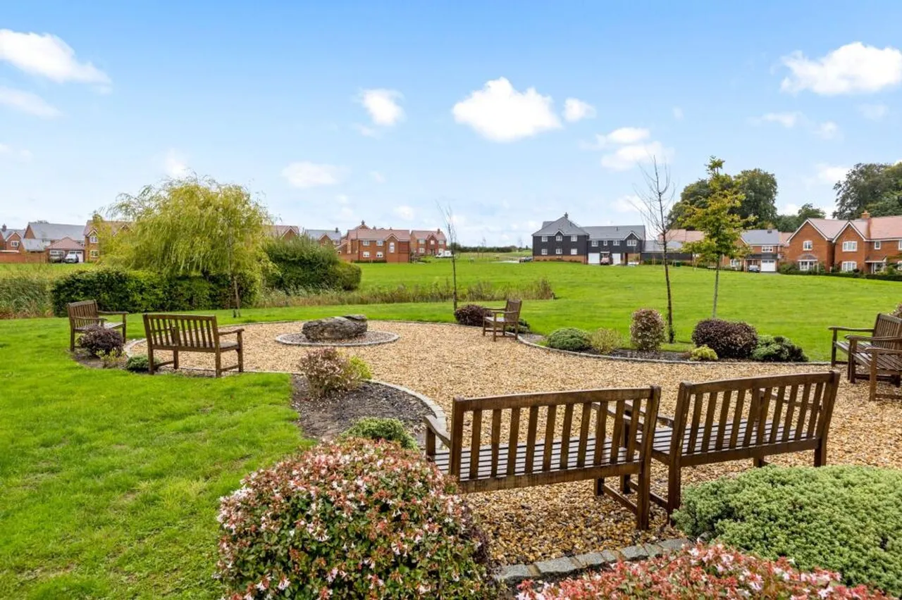 Nursery Rise, Thakeham, RH20, photo 4