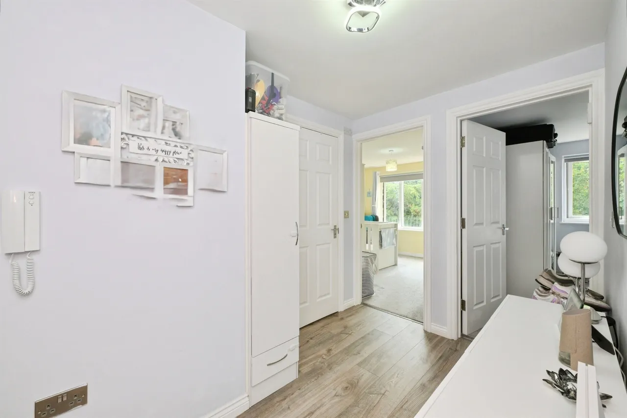 Waterfall Close, Hoddesdon, EN11, photo 14