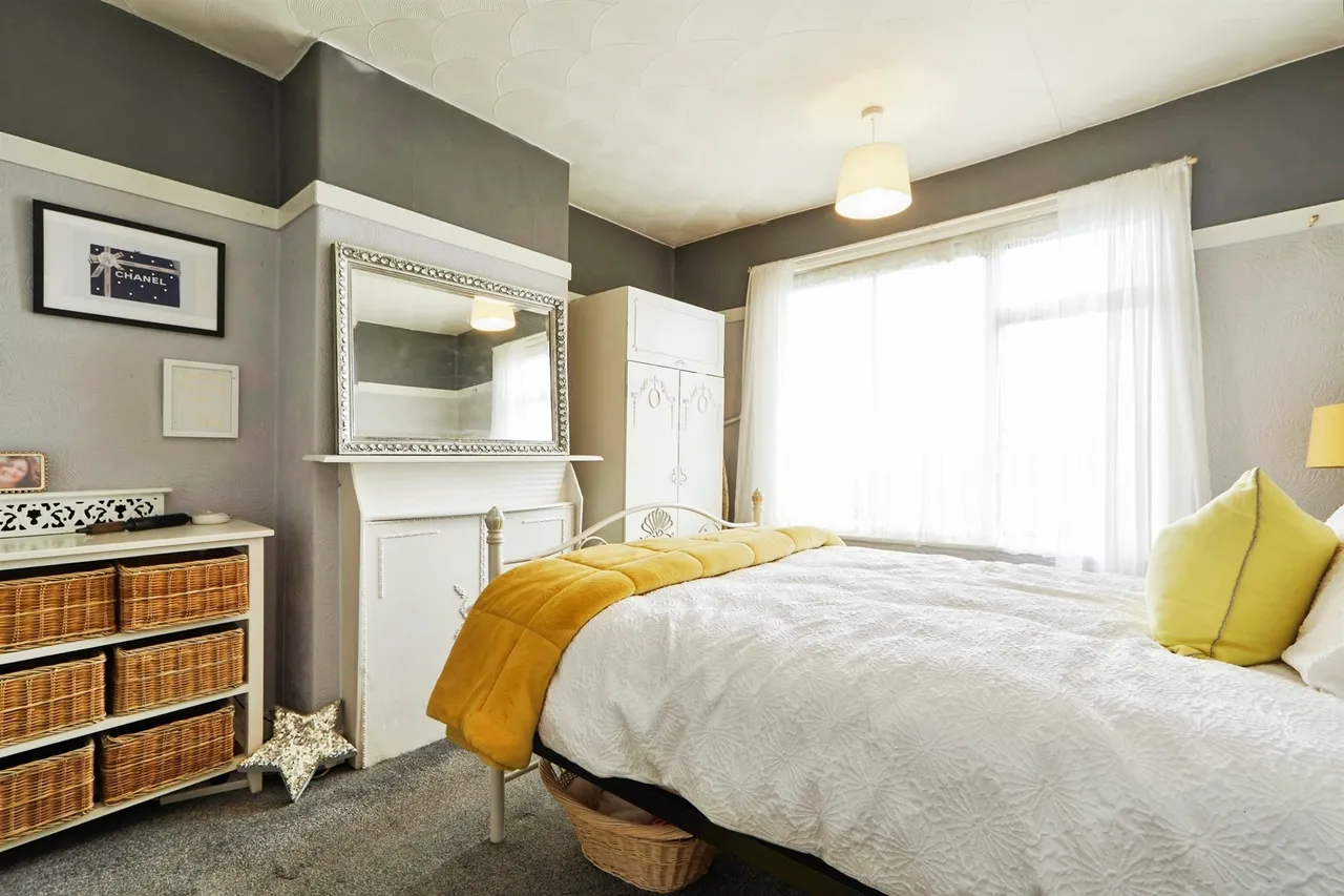 Whitehall Road, Leeds, LS12, photo 14
