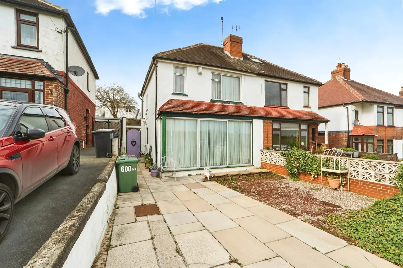 Whitehall Road, Leeds, LS12, photo 12
