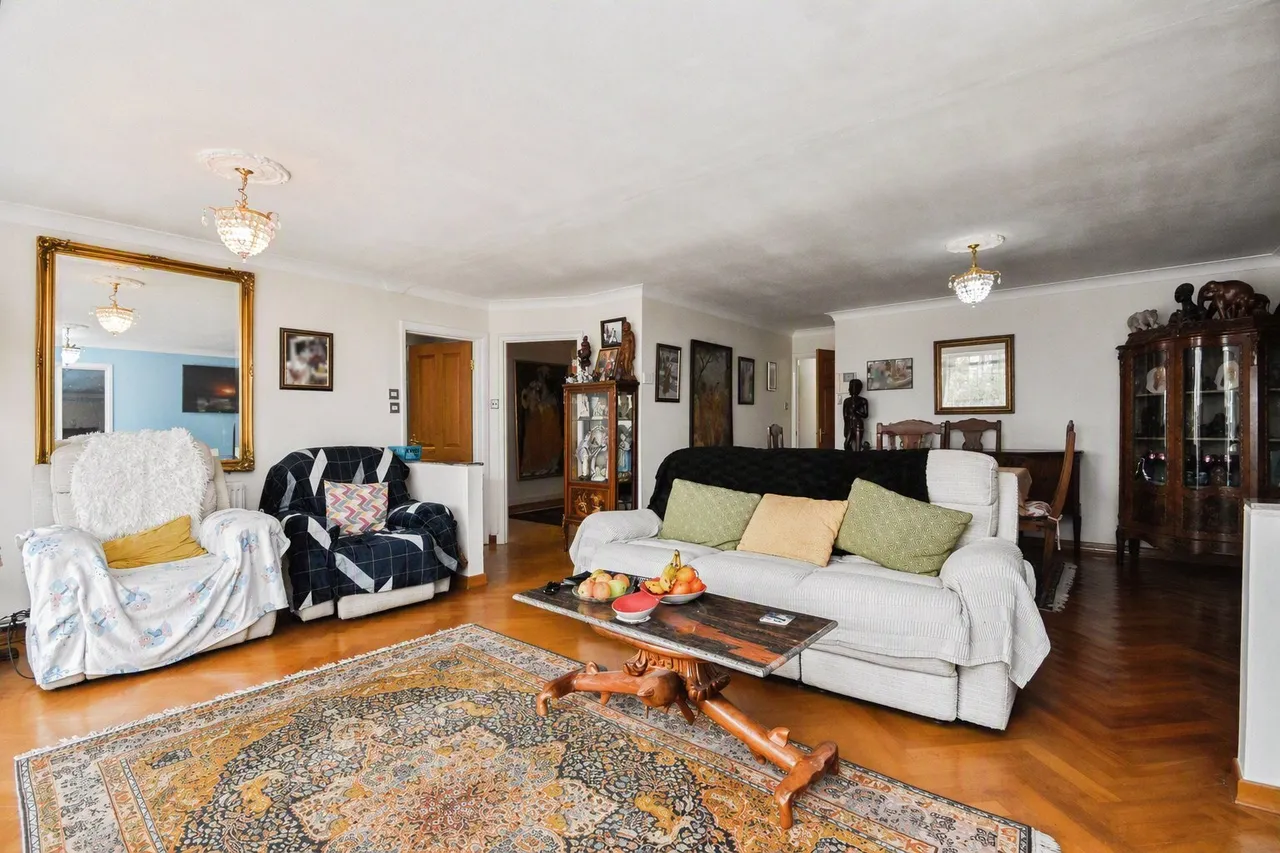 Montefiore Avenue, Rayleigh, Essex, SS6, photo 7