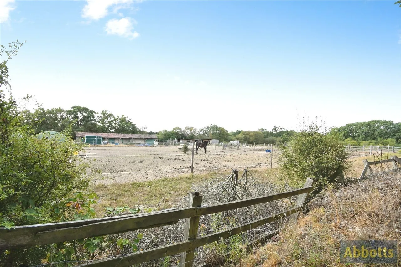 Montefiore Avenue, Rayleigh, Essex, SS6, photo 24