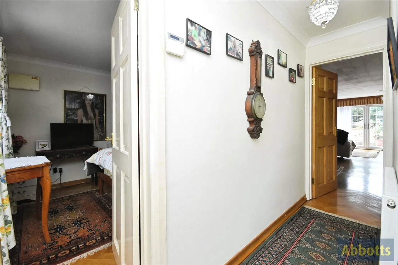 Montefiore Avenue, Rayleigh, Essex, SS6, photo 2