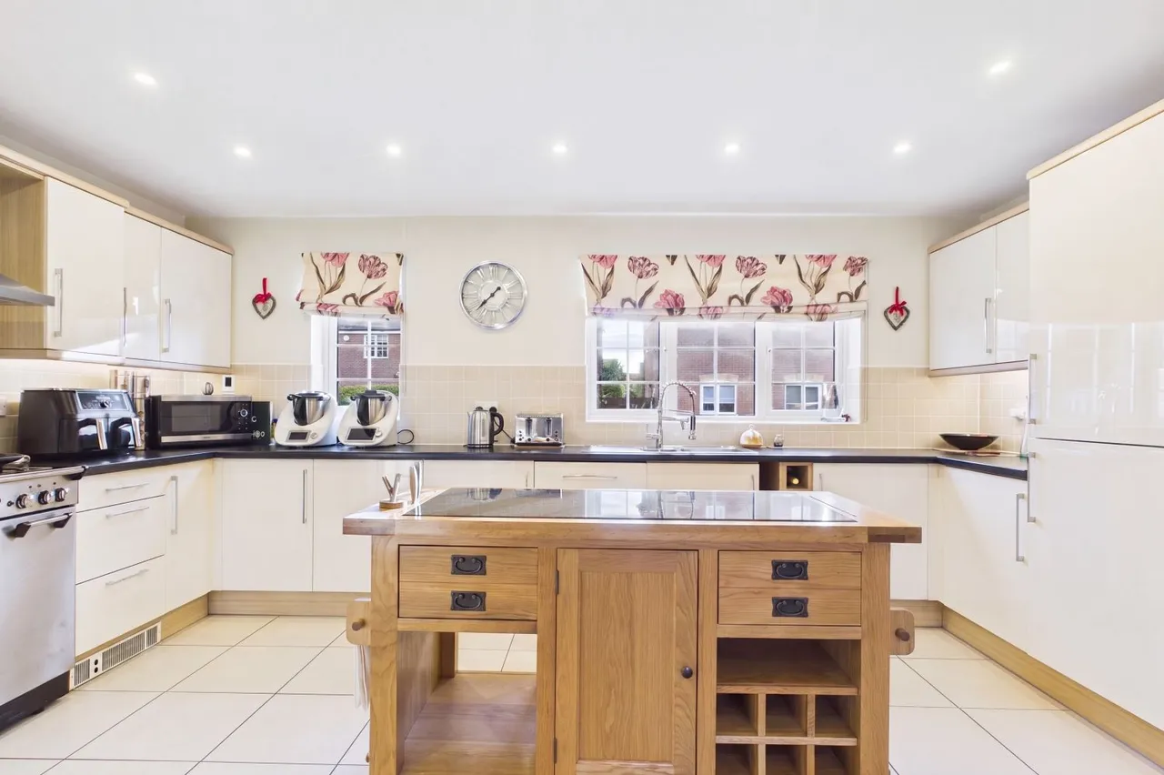 Nursery Way, Spalding, PE11, photo 11