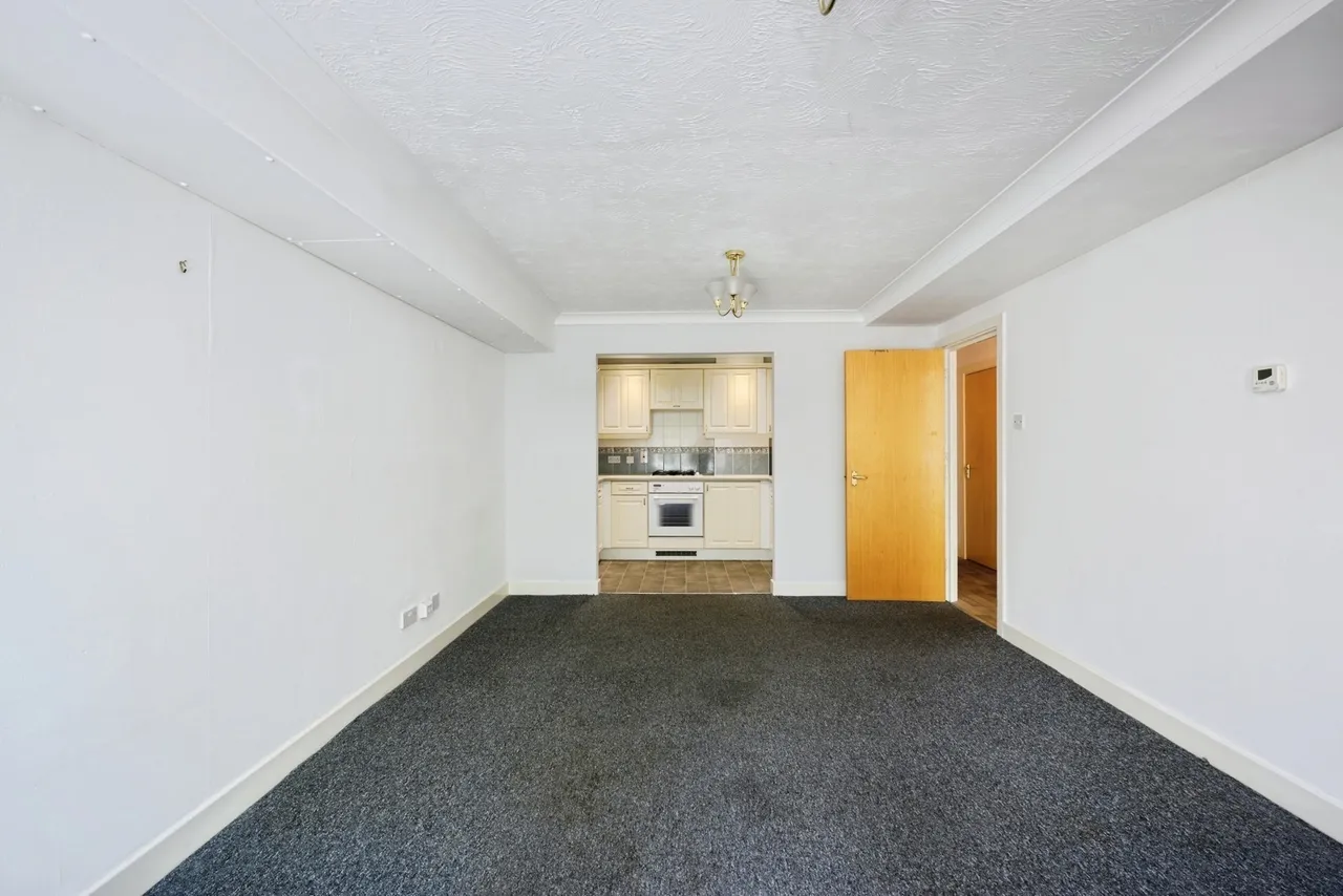 Aspen Vale, Whyteleafe, Surrey, CR3, photo 8