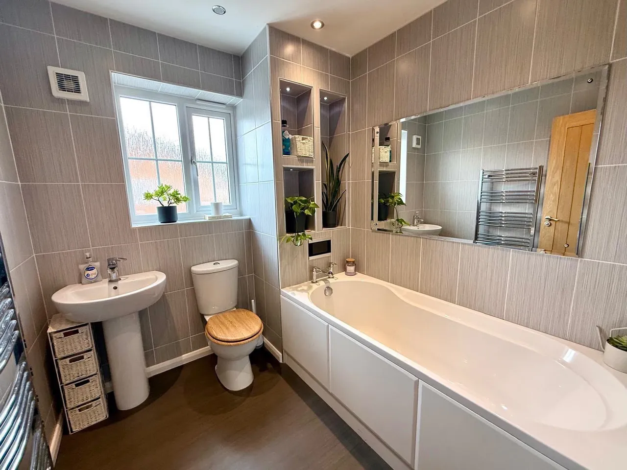 Daniel Close, Swindon, Wiltshire, SN5 8ZP, photo 12