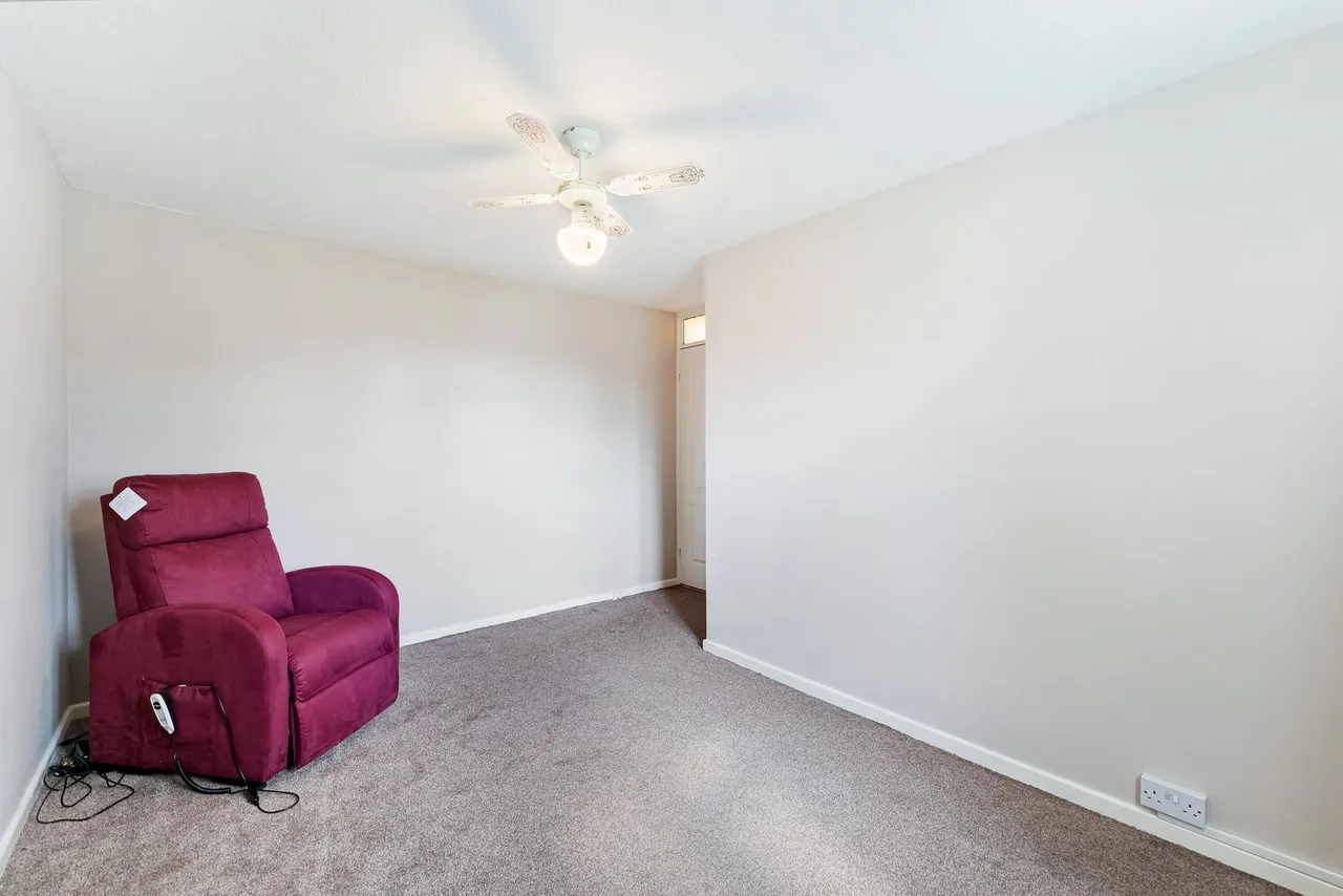 Grizedale, Widnes, Widnes, WA8 4YG, photo 14