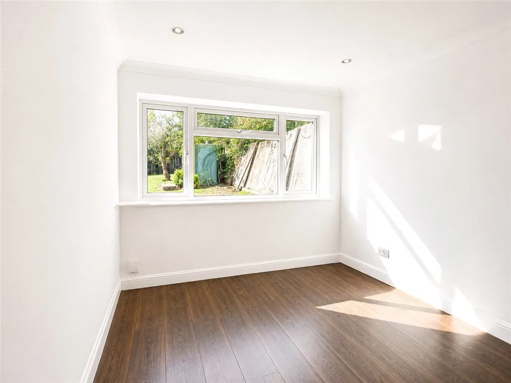 Croft Road, London, SW16, photo 9