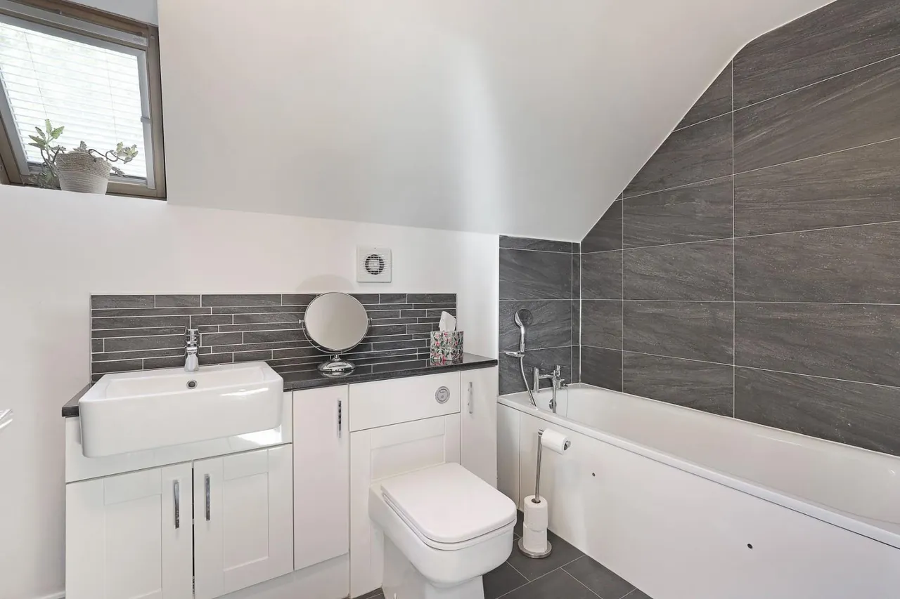 Mill Street, Hastingwood, CM17 9JG, photo 6