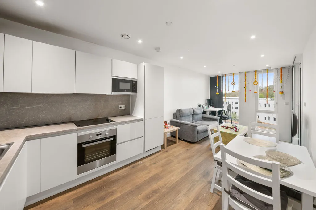 1 bed flat for sale — Bryant Apartments, Perceval Square, College Road, Harrow