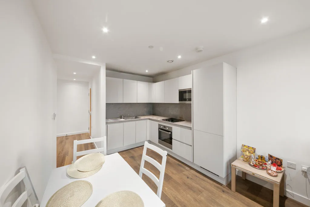 Bryant Apartments, Perceval Square, College Road, Harrow, photo 4