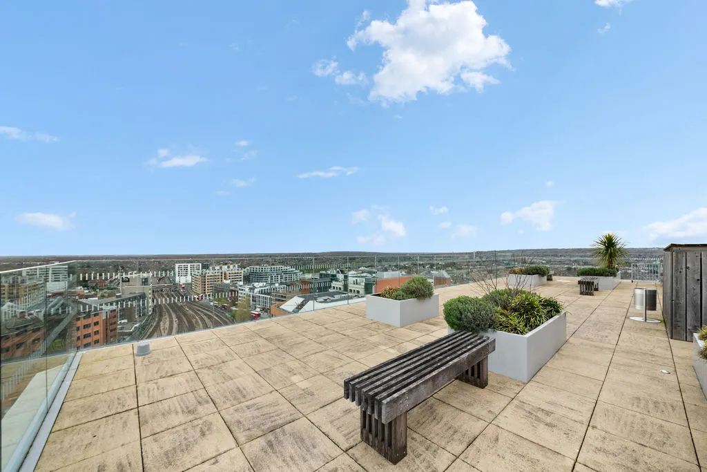 Bryant Apartments, Perceval Square, College Road, Harrow, photo 5