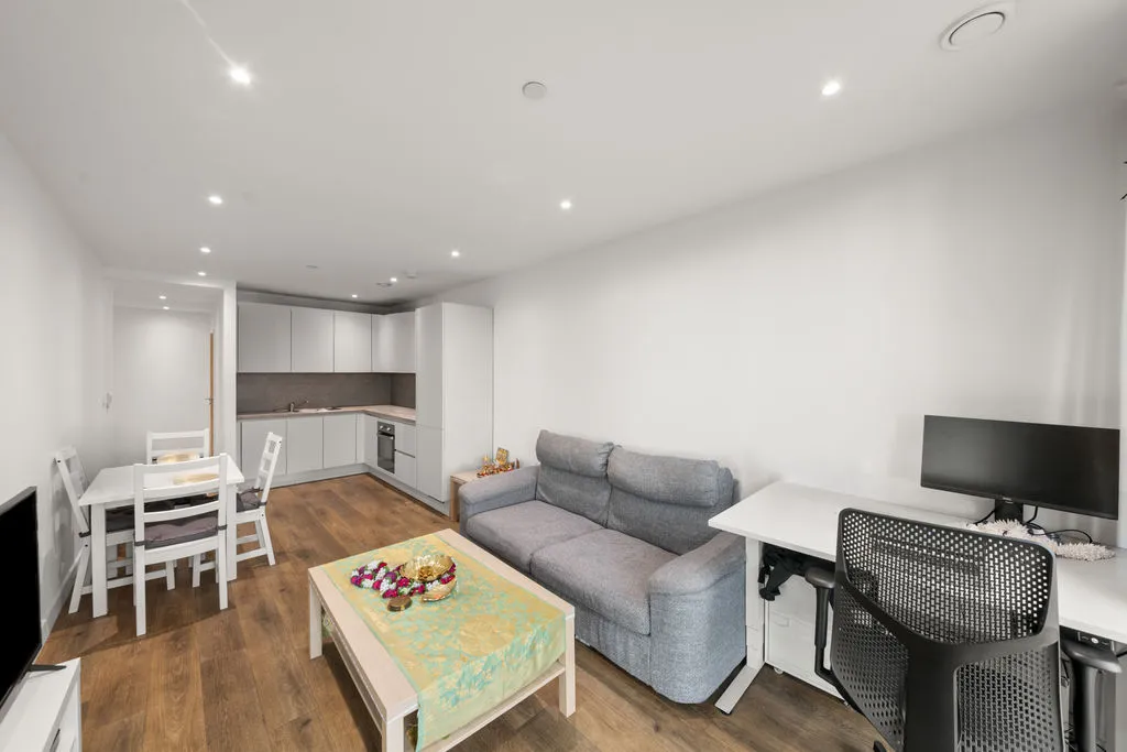 Bryant Apartments, Perceval Square, College Road, Harrow, photo 6