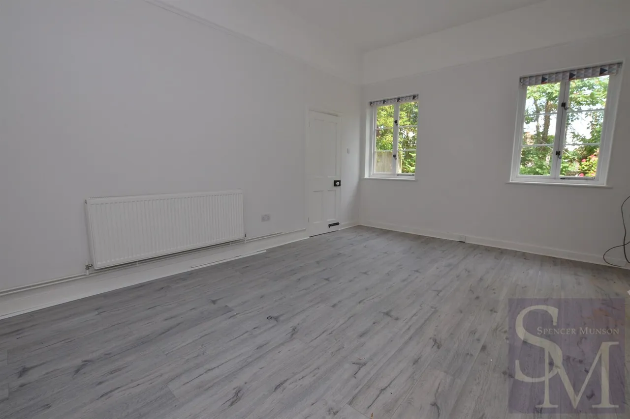 Vicarage Lane, Chigwell, IG7, photo 7