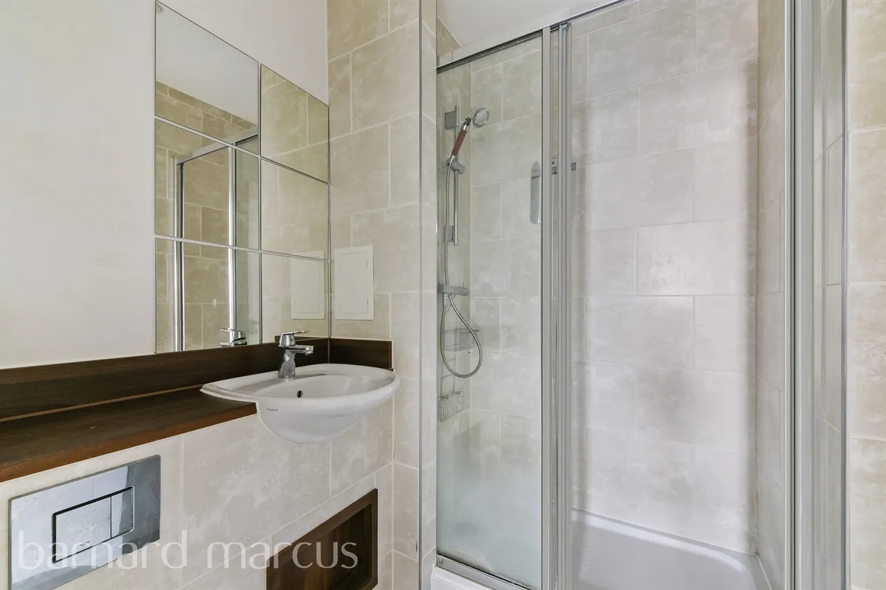 Cabot Close, Croydon, photo 7