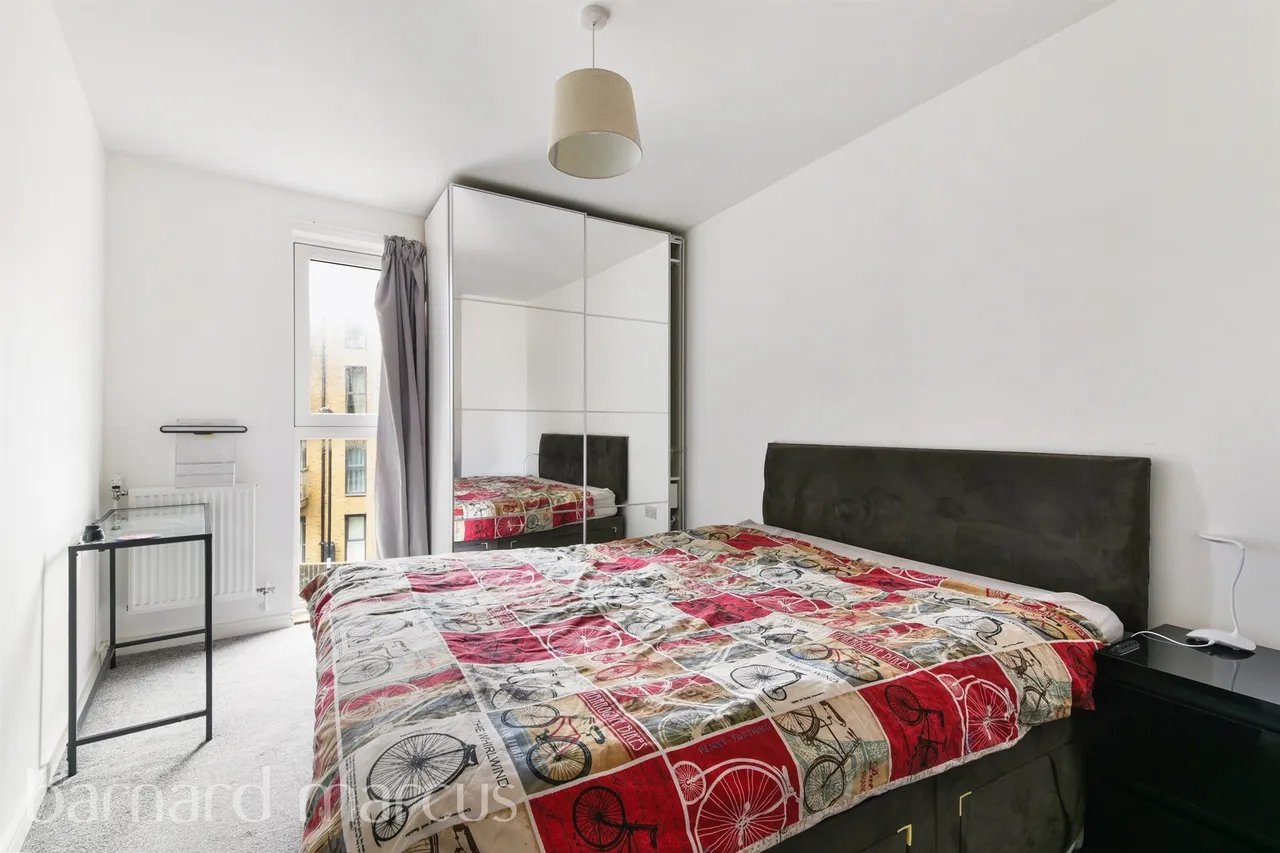 Cabot Close, Croydon, photo 6