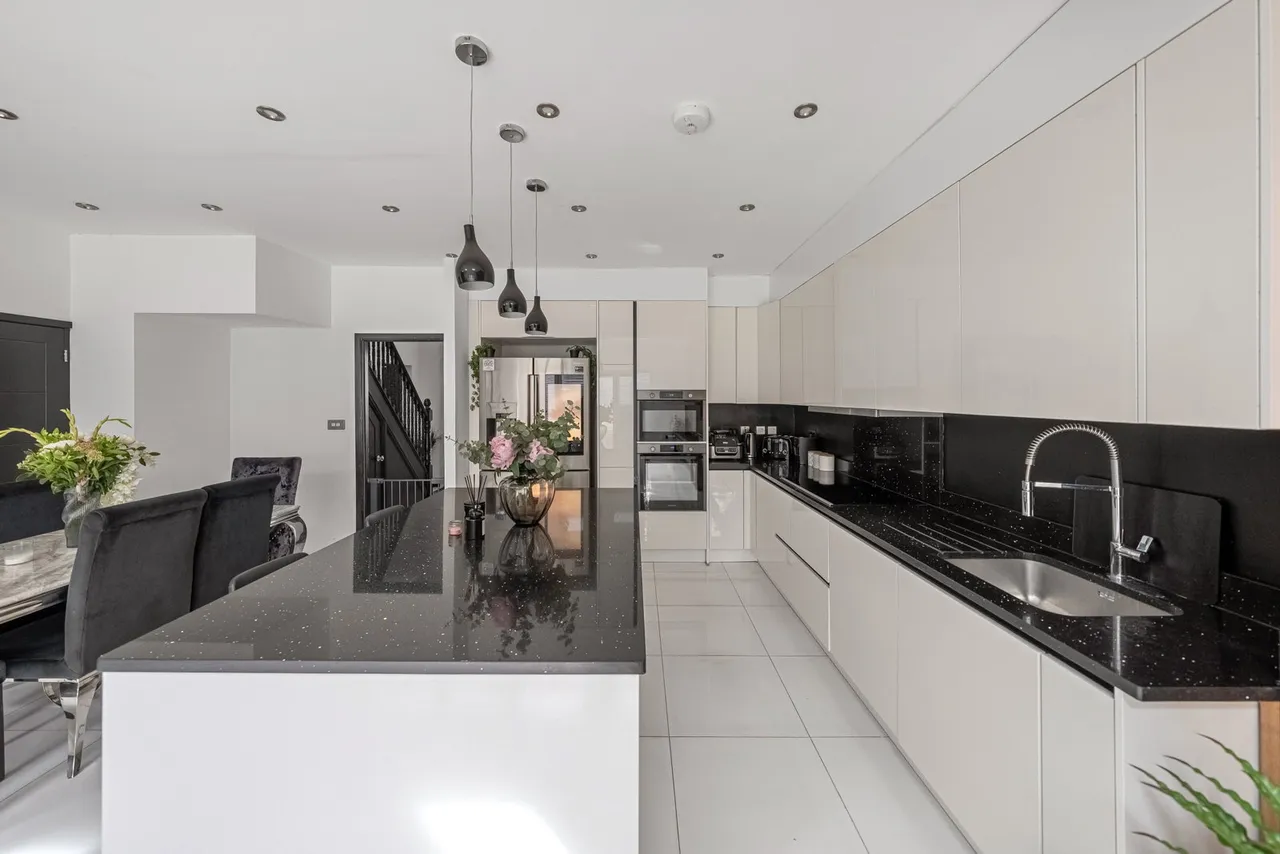Brownspring Drive, London, SE9, photo 14