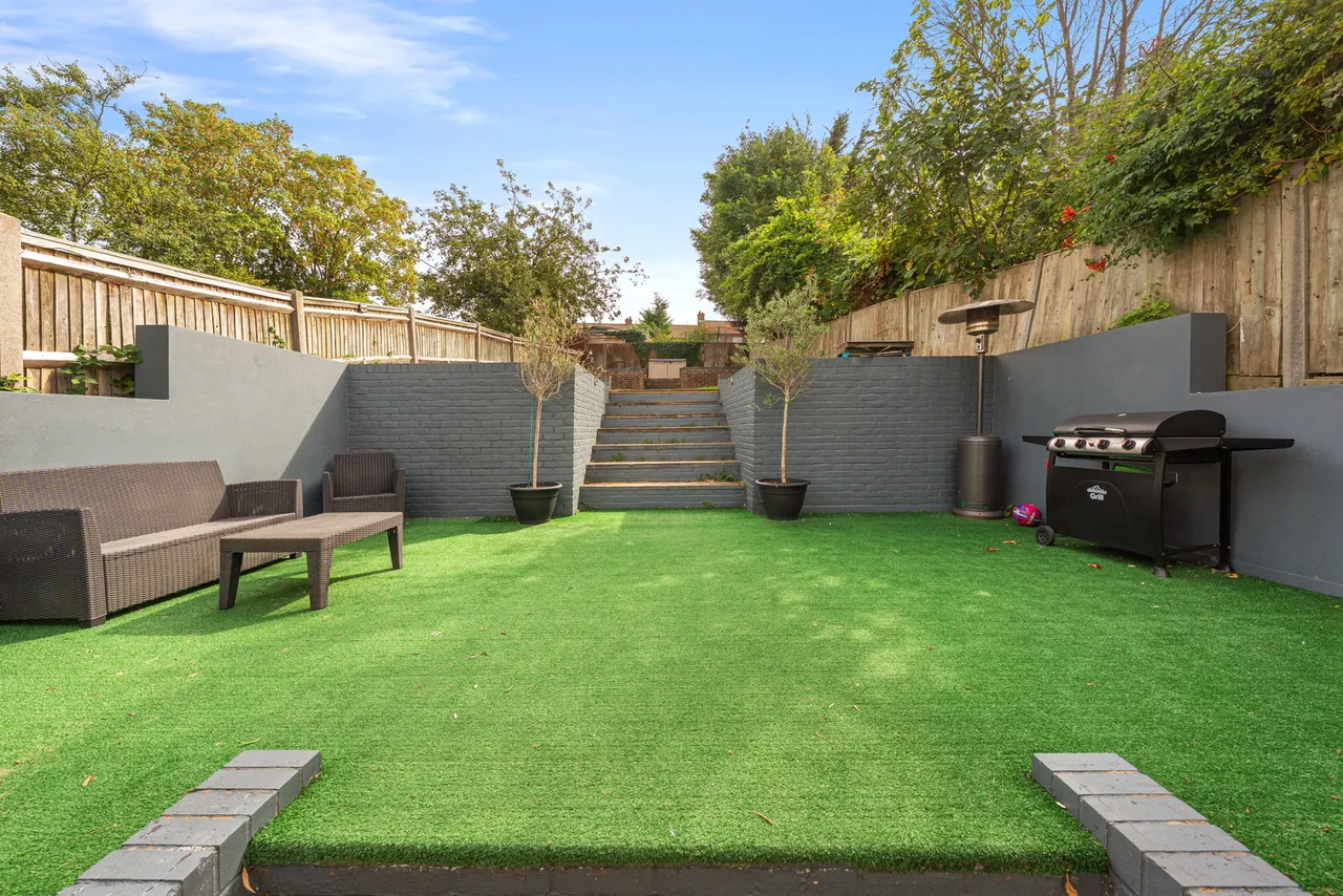 Brownspring Drive, London, SE9, photo 20