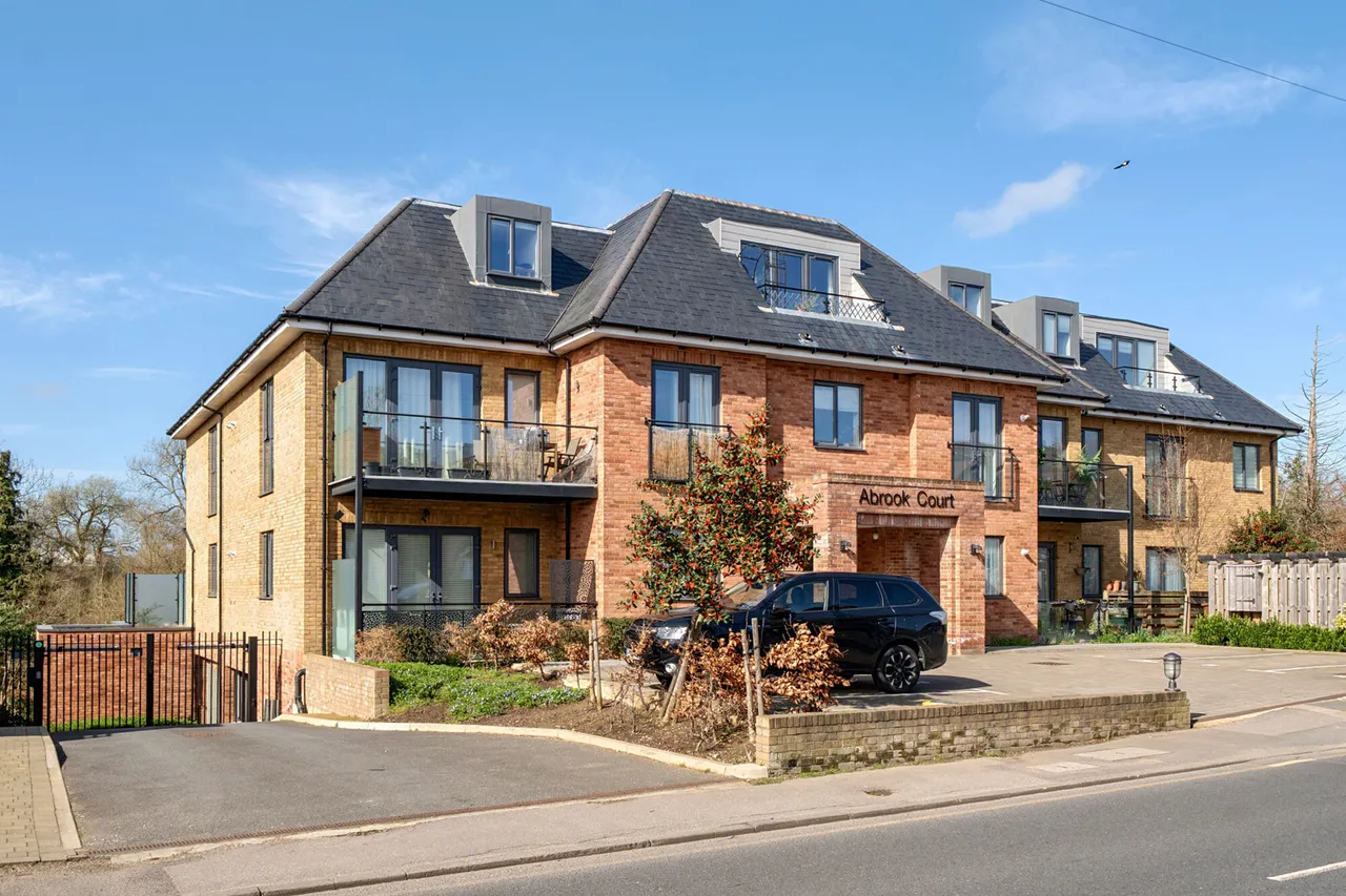 Harefield Road, UB8, photo 14
