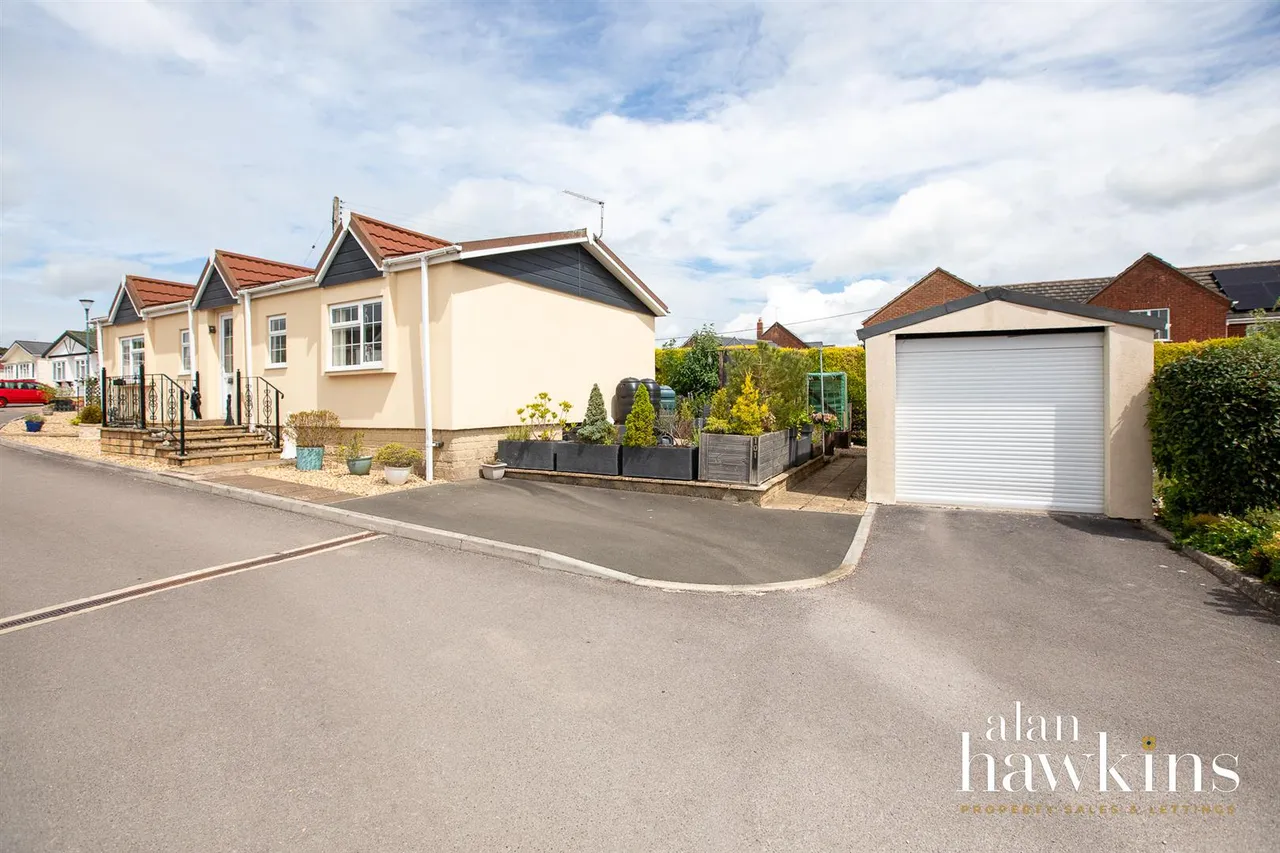 Lillybrook Estate, Lyneham, photo 11