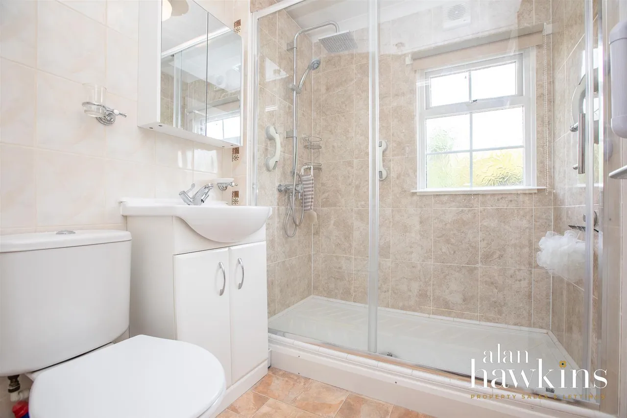 Lillybrook Estate, Lyneham, photo 10