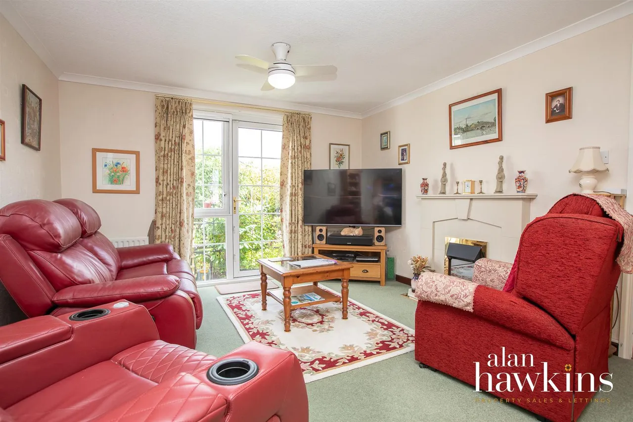 Lillybrook Estate, Lyneham, photo 6