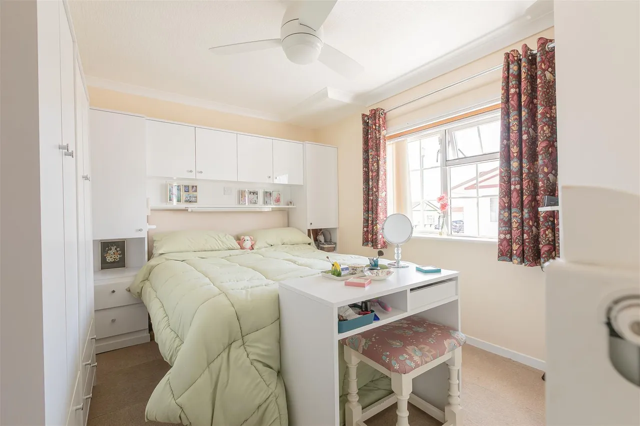Lillybrook Estate, Lyneham, photo 7