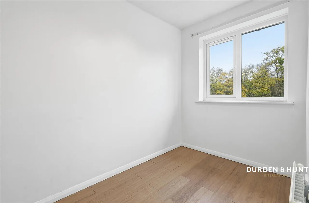 Dale Close, Stanway, CO3, photo 9