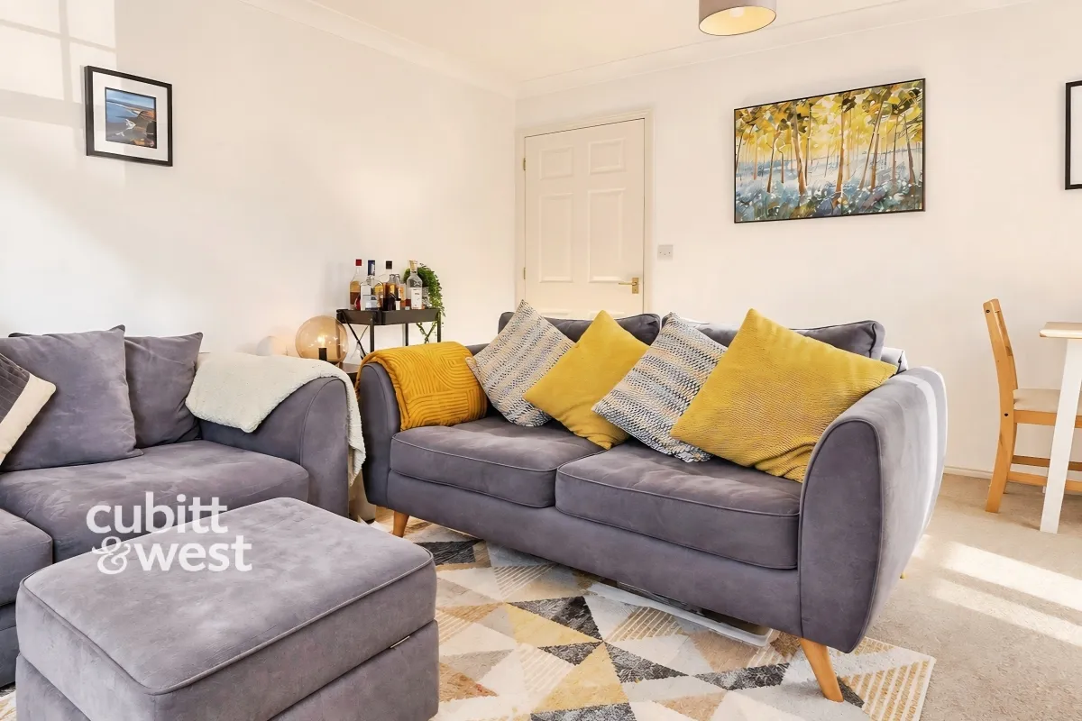 Bewick Gardens, Chichester, PO19, photo 6