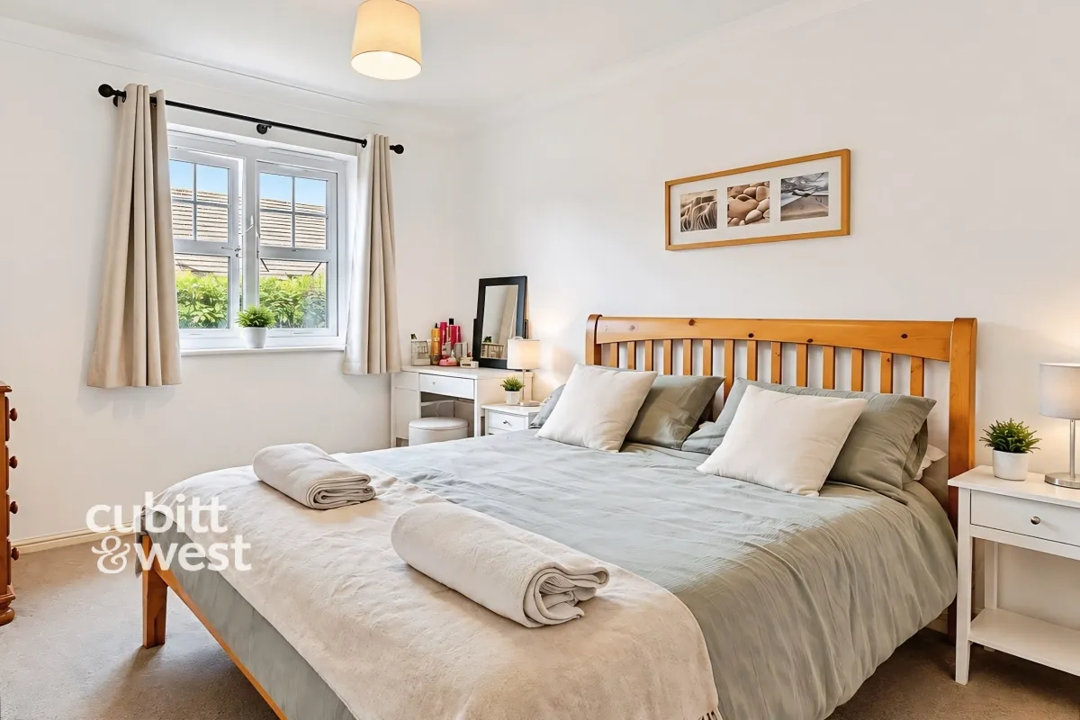 Bewick Gardens, Chichester, PO19, photo 5