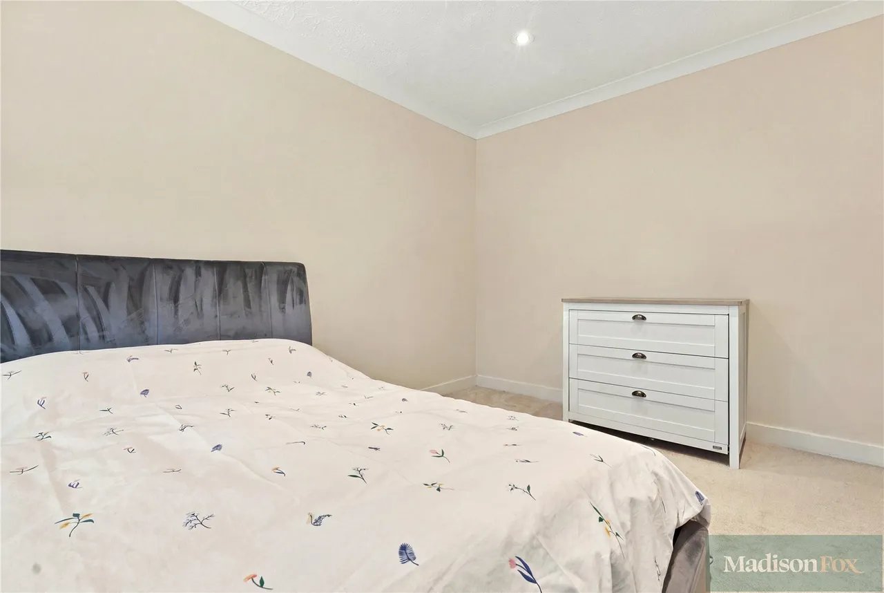 Buxton Close, Woodford Green, IG8, photo 14