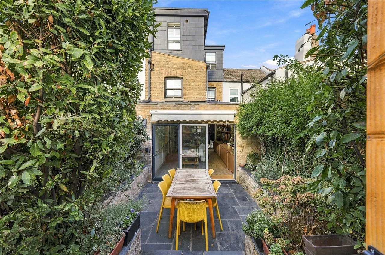Langroyd Road, London, SW17, photo 16
