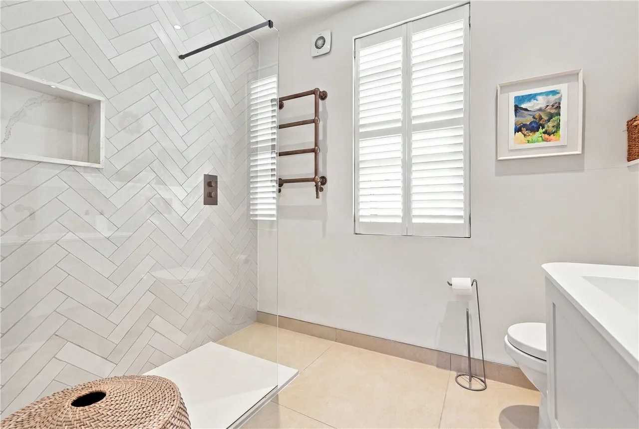 Langroyd Road, London, SW17, photo 13
