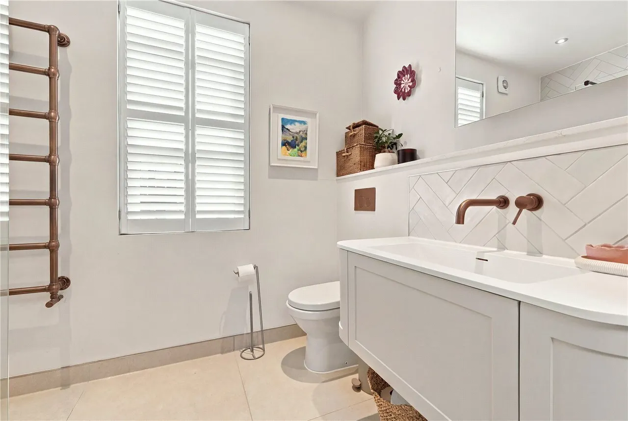 Langroyd Road, London, SW17, photo 14