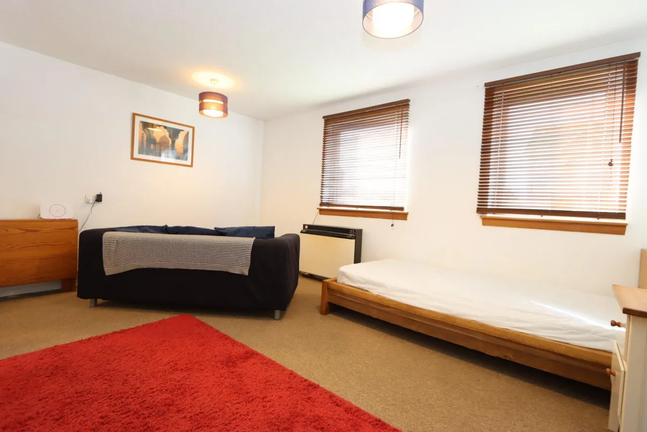 Bryce Avenue, Carron, Falkirk, FK2 8JA, photo 5