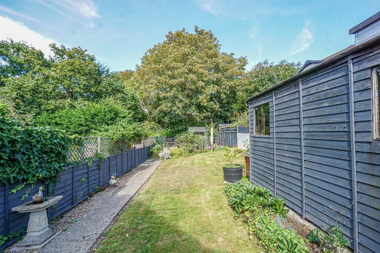 Birch Way, Hastings, photo 26