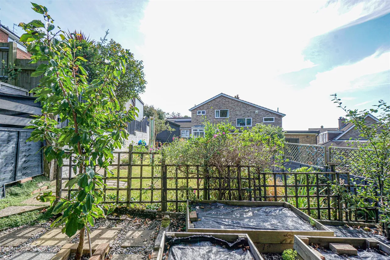 Birch Way, Hastings, photo 23