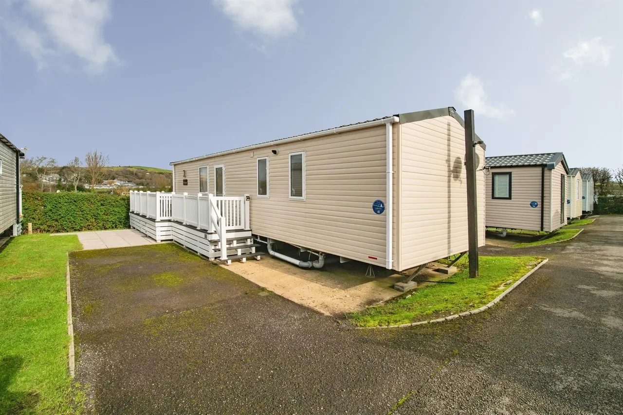 2 bed park home for sale, Bowleaze Coveway, Weymouth, DT3
