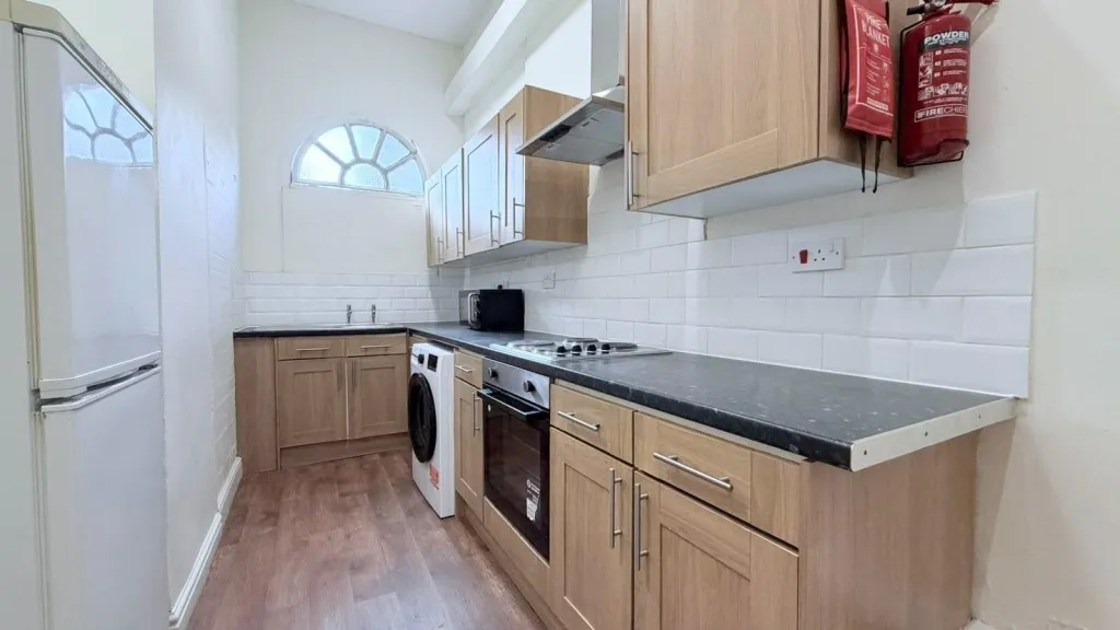 Foxhall Road, Nottingham, NG7, photo 8