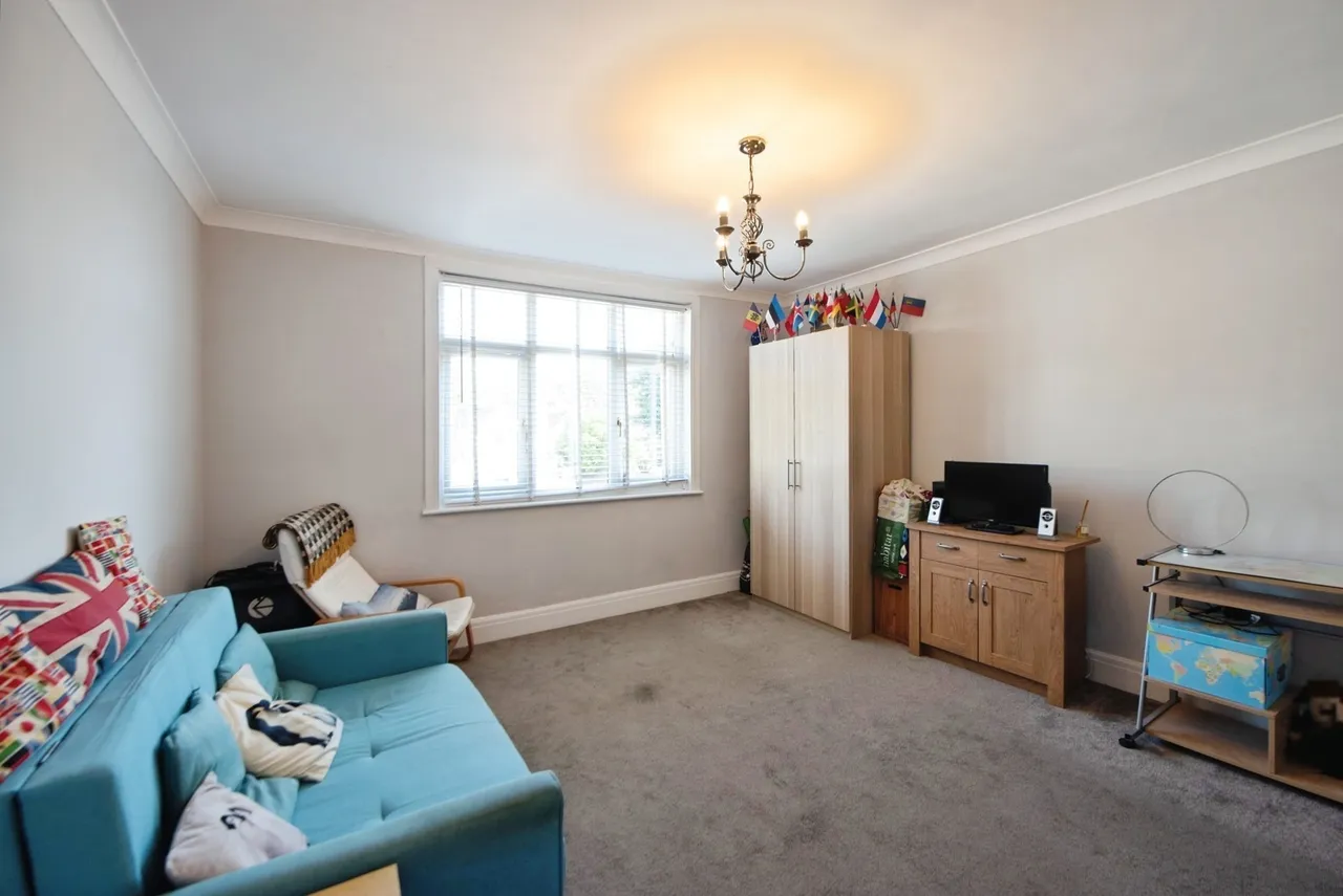 Military Road, Hilsea, PO3, photo 13