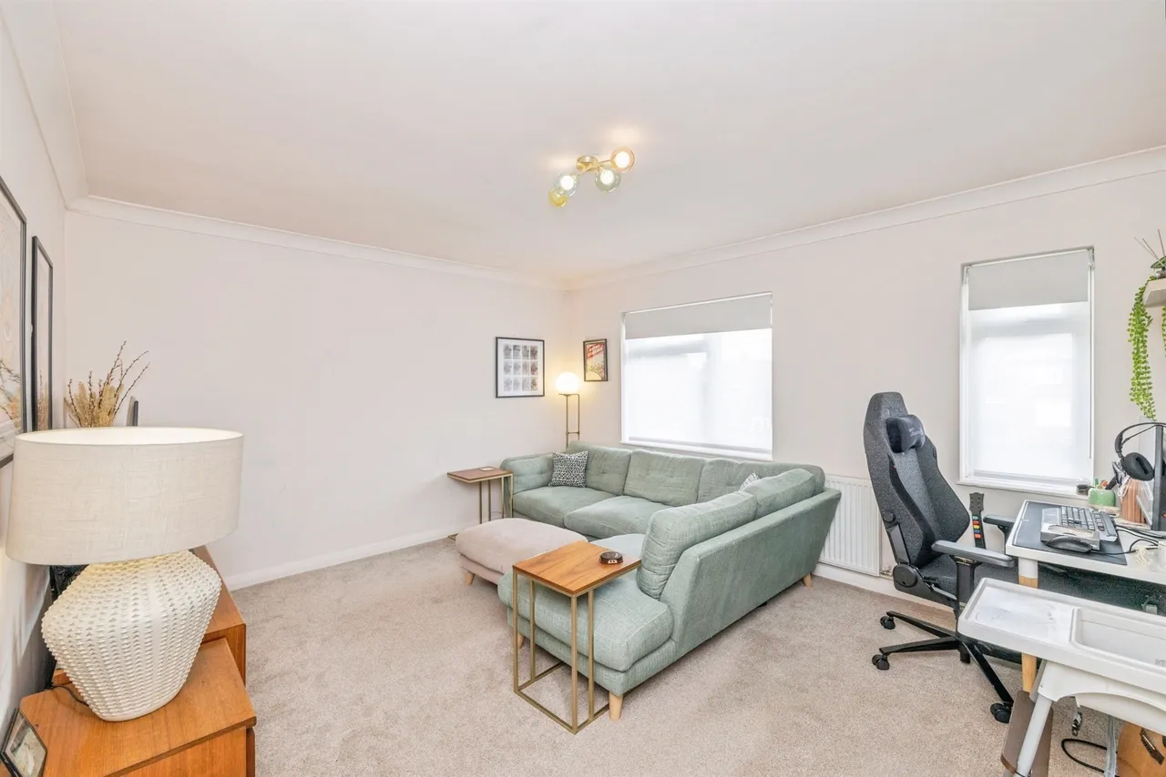 Ferryhills Close, Watford, WD19, photo 6