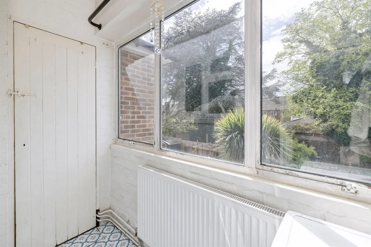 Ferryhills Close, Watford, WD19, photo 11