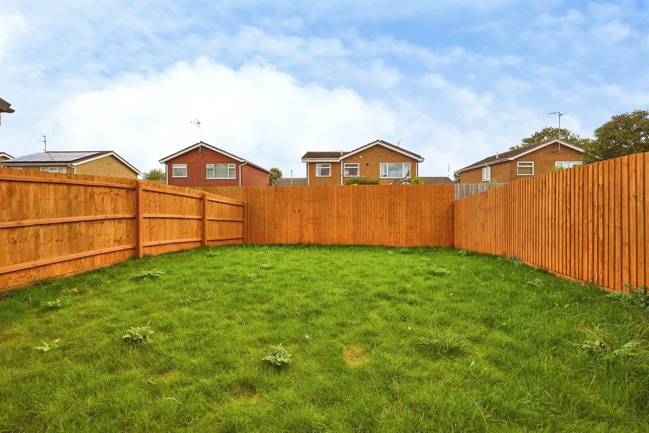 Tony Worth Close, Holbeach, Spalding, photo 11