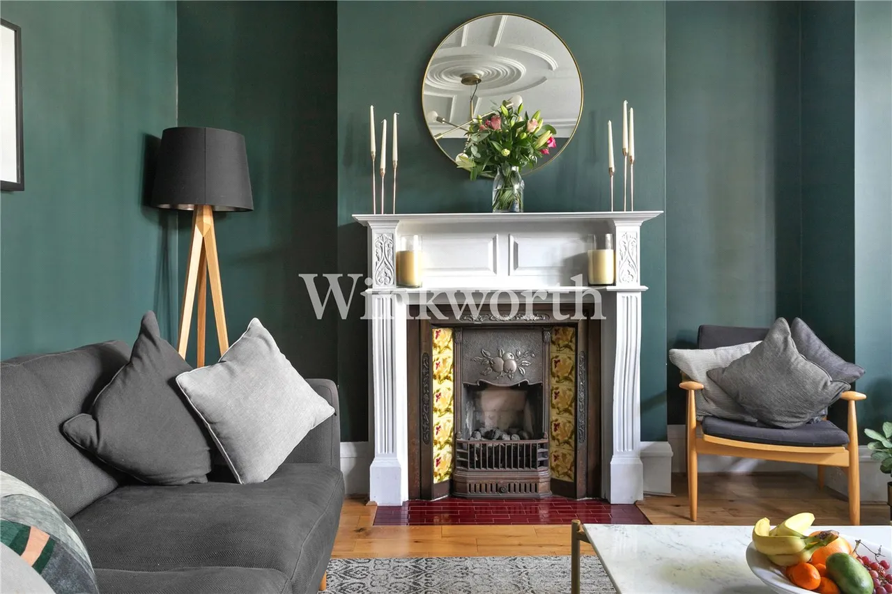 Fox Lane, London, N13, photo 2