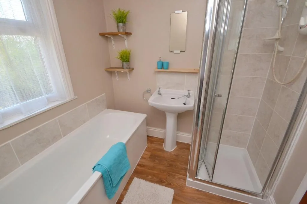 Henry Road, West Bridgford, NG2, photo 9
